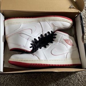 Retro Jordan 1 “White Gym Red”